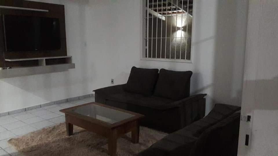 Villa Casa Com Piscina No Centro Nova Viçosa Exterior foto